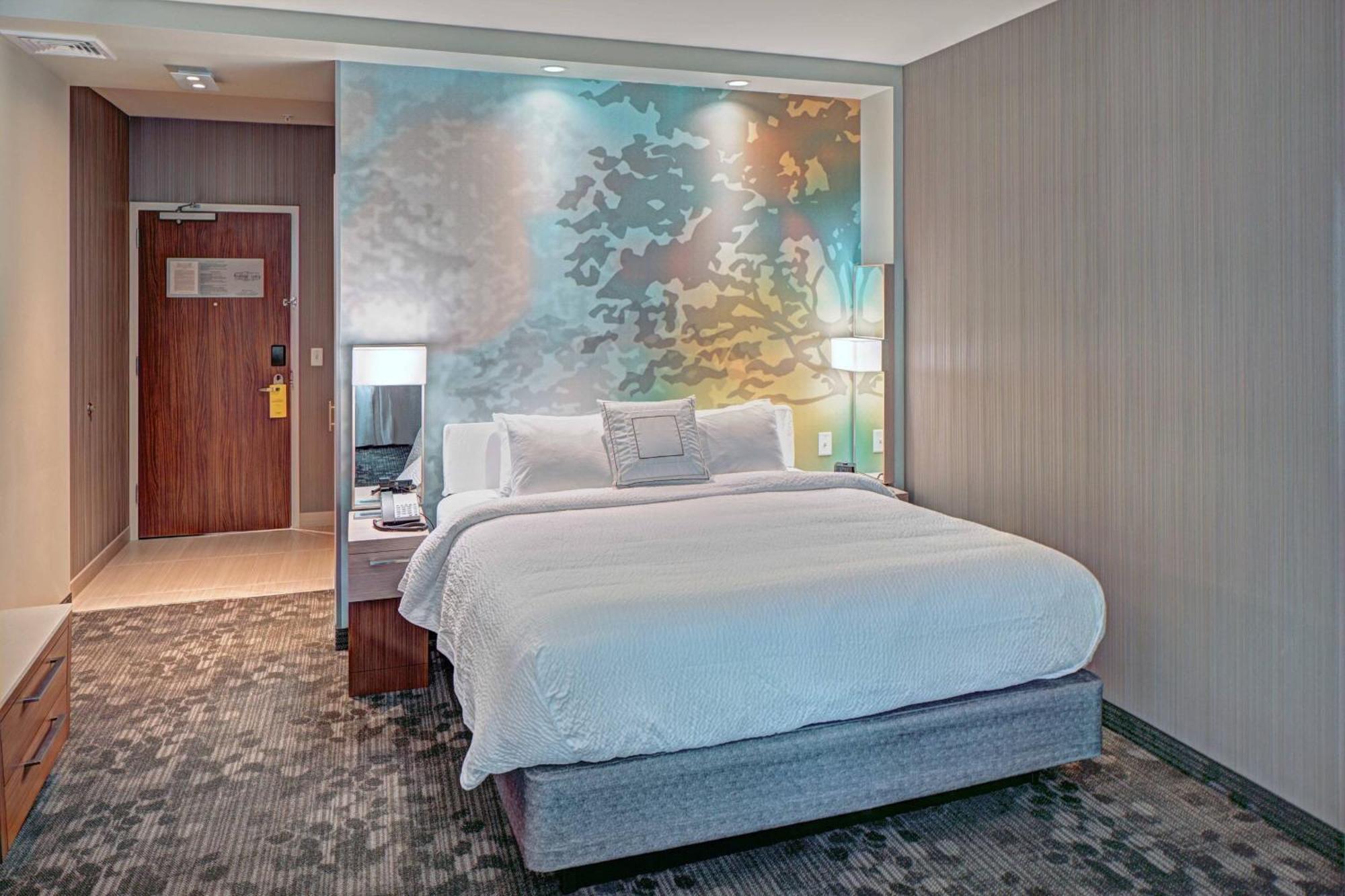 Courtyard By Marriott Appleton Riverfront Экстерьер фото