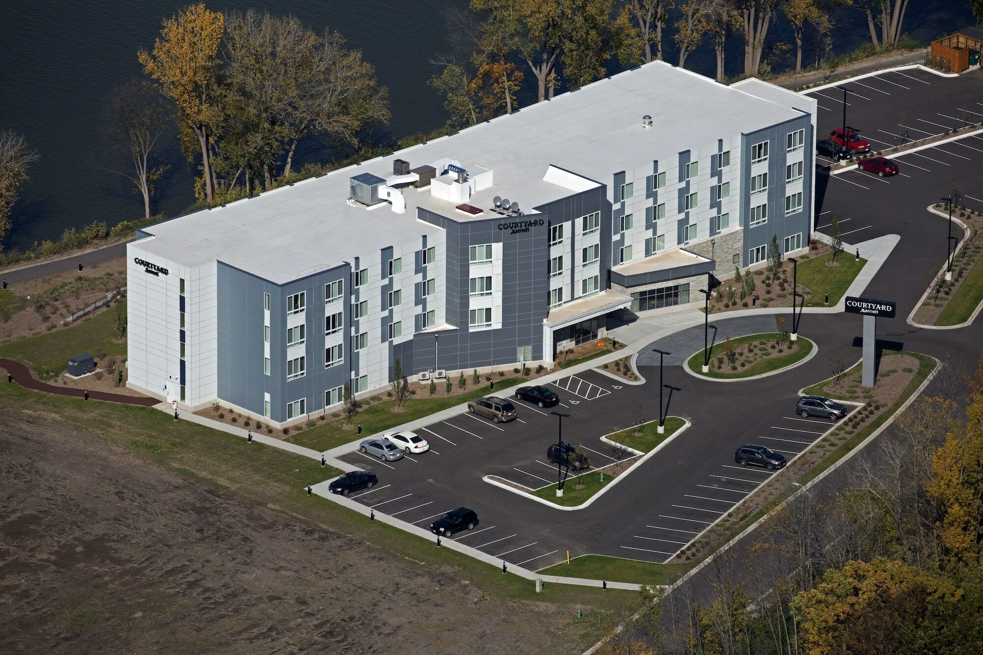 Courtyard By Marriott Appleton Riverfront Экстерьер фото